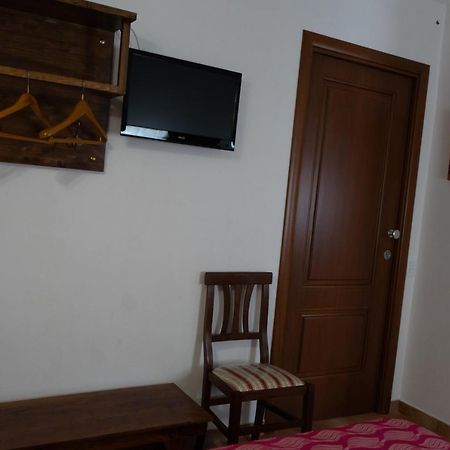 B&B 4 Stagioni Dattilo Екстериор снимка