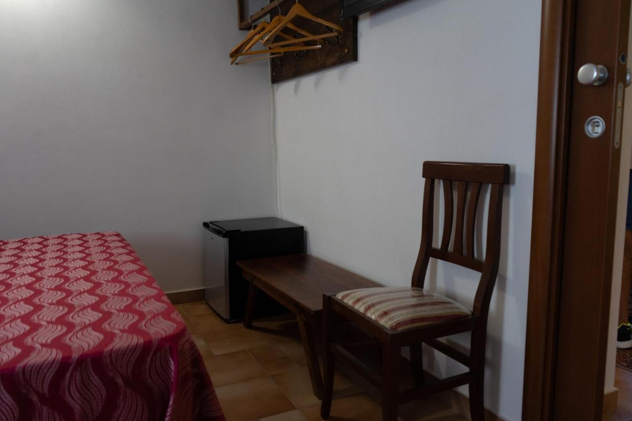 B&B 4 Stagioni Dattilo Екстериор снимка