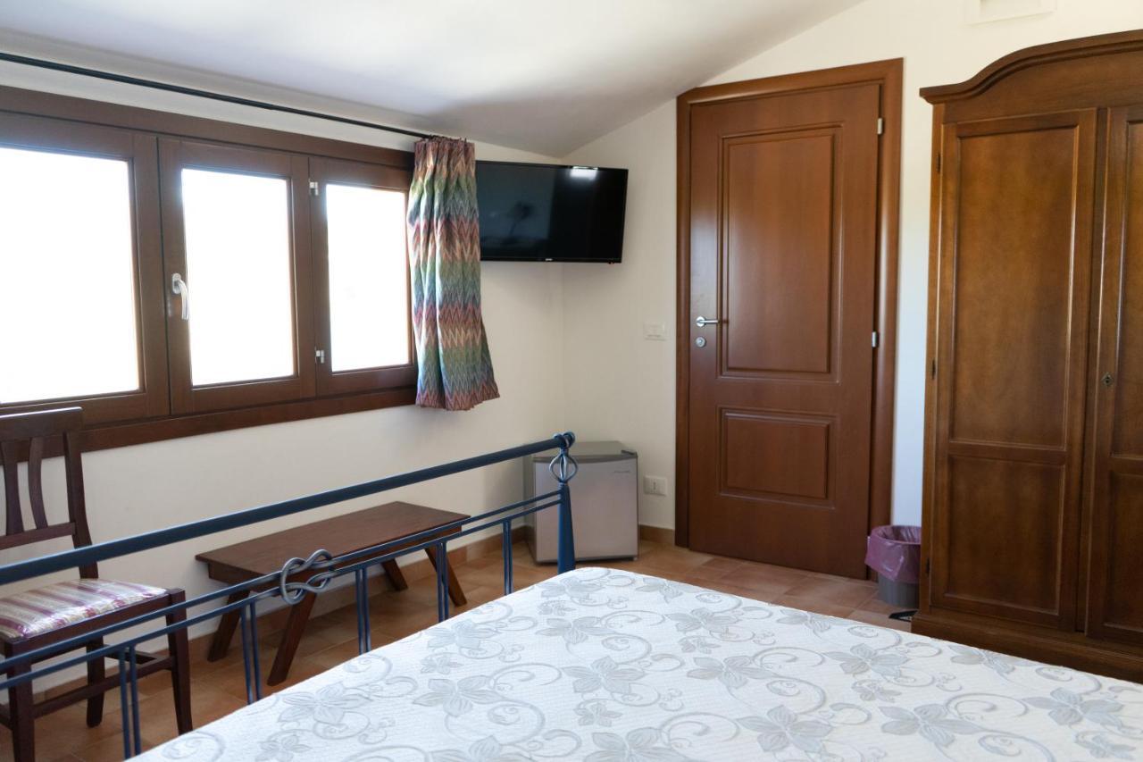 B&B 4 Stagioni Dattilo Екстериор снимка